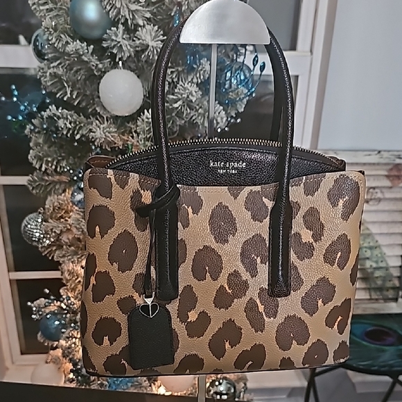 kate spade Handbags - Kate Spade Margaux Leopard Medium